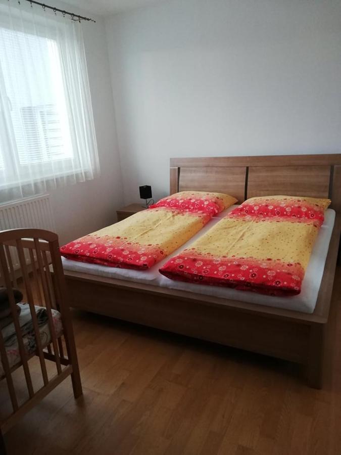 Apartman Family Poprad Buitenkant foto