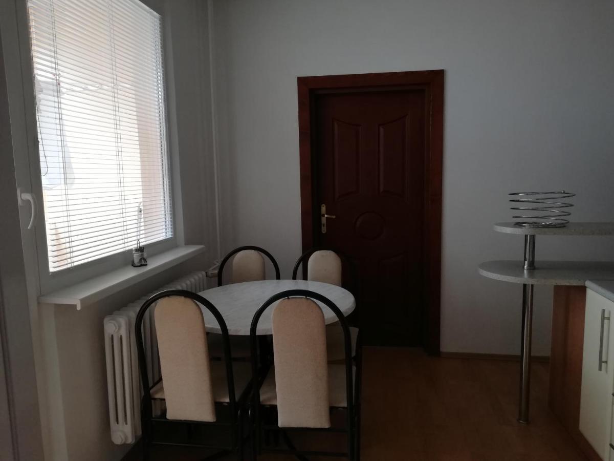 Apartman Family Poprad Buitenkant foto